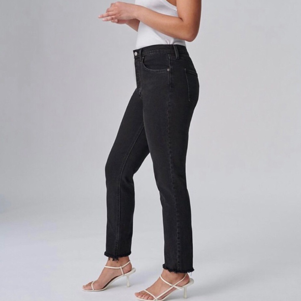 Aritzia Denim Forum Yoko High Rise Slim Jeans Black Raw Hem Size 26